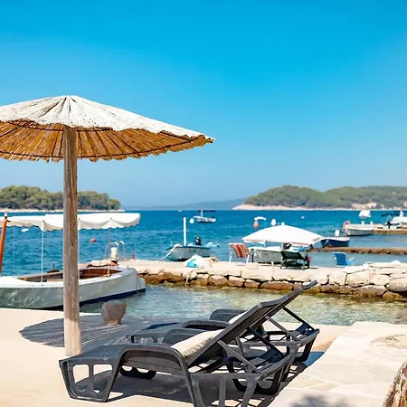 Amazing In With Kitchen *