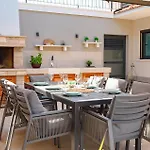 Awesome Home In Blato *