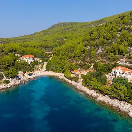 Amazing In With Kitchen Blato (Korcula)